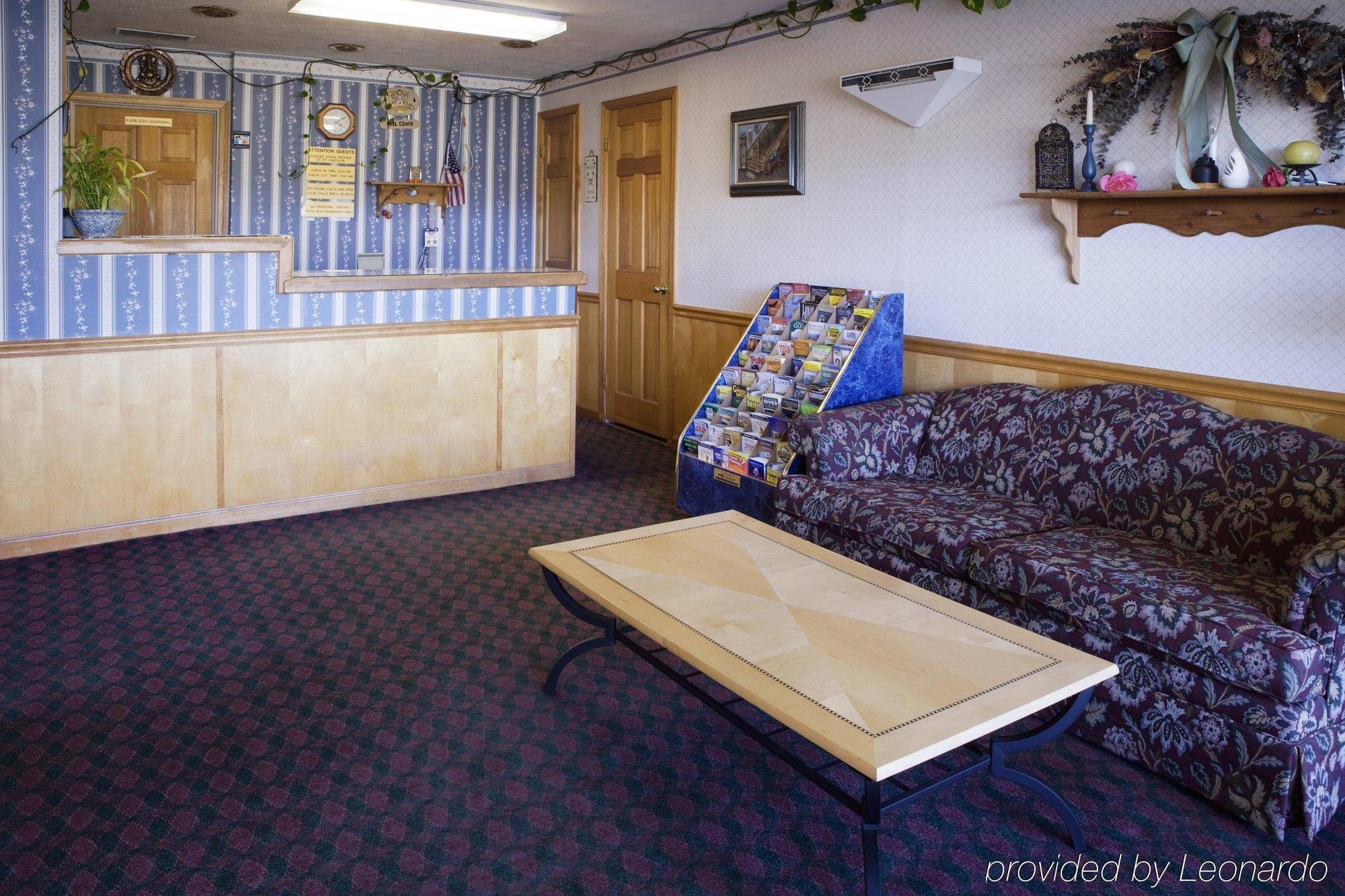 Americas Best Value Inn Winchester Exterior photo